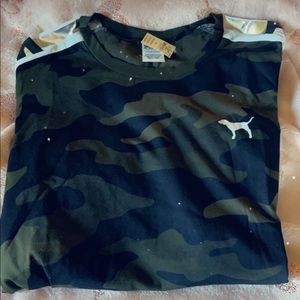 Brand new camo T-shirt
